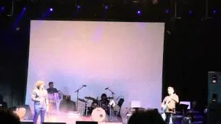 Battle Sonu Nigam and the Guitar Player