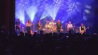Holy Holy:  Life On Mars? Shepherds Bush Empire 15 May 2025
