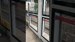 20230603 Coming in Sindorim Station on Seoul Line 1 (train to Dongincheon Rapid) #shorts #train