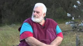 Professor Ghil'ad Zuckermann in discussion with Gil Robertson