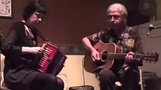 Hommage à Gaston Nolet, de Philippe Bruneau, par Carmen Guérard