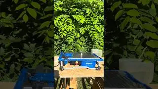 How to use a Tile Saw/Wet Saw #youtubeshorts #carpentry #carpenter
