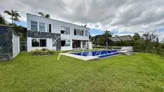 VENDO Casa Campestre 💲1.780 Millones 📐355m2 🌳1.087m2 Lote 📍Norte de Armenia 