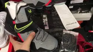 LeBron 14 out of nowhere xmas