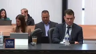 Timothy and Tracy Ferriter texting each other in court