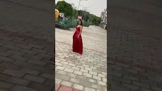 Best photography in red gown and background osm 📸 #yankiphotographer #youtubeshorts  #photo  #Gown