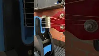 Confec&ccedil;&atilde;o de nut em osso e regulagem #music #luthier
