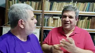Momento hist&oacute;rico em Uberaba/entrega  de psicografias de Chico Xavier para Paulo Figueiredo