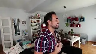 VideoCover. Abr&aacute;zame, la oreja de van Gogh.
