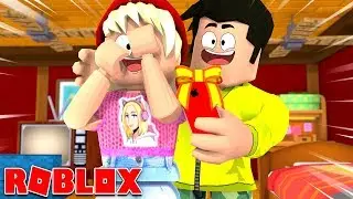 Får finaste presenten av pojkvän i Roblox! 🎁✨