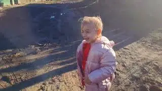 &Icirc;n Satul Secret Ce Căutăm Noi Aici