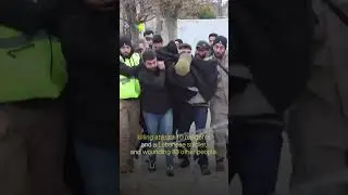 Israel commits massacre on hundreds of Lebanese attempting to return to their homes in south Lebanon