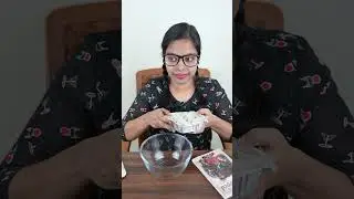 Momo 🥢 Eating  Life Hack 😀  #shorts #ytshorts #comedy  #lifehacks #foodhacks #momos #youtubeshorts