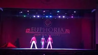 TRio AcrOBat