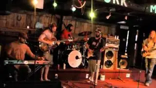 Little Mountain Band 'Let Yourself In' (Studio)