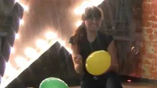 Go-go под трек Kesha 
