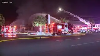 Crews battle early morning structure fire in Phoenix