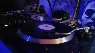 New Order Presents: Crystal🎵  produced by Steve Osborne for 140db Remixes by Lee Coombs/&reg;2001&deg;