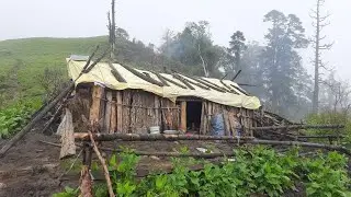 most peaceful Nepali Himalayan village Life into the snow| Local Food  cooking  eating snowfall Time