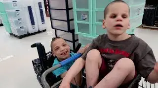 BRAVING WAL MART!