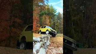 Fall Foliage 4x4 - Legendary 1977 Lada Niva (VAZ 2121)