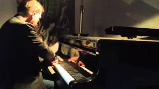 GLIDER by Mark Kostabi on piano