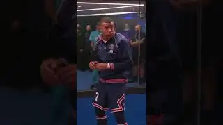 Mbappe shocks hearing a whistle😂😂. #shorts #mbappe #psg #neymar #championsleague #kylianmbappe