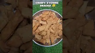 Crispy Mathri 😍 | Perfect Evening Snack 🫖 | #shorts