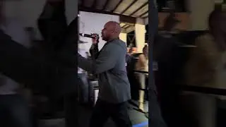 Can't be Touched  #boxing #thrillingshowdown #boxingevent #sports #partyvibesonly #boxingmatch