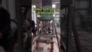 The double-roller extrusion granulator #machine #fertilizer#granulator #fertilizermachine