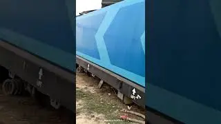 wag 12 accident in sultanpur