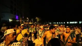 Mancha verde no centenário. A bixarada foi parar no hospital