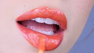 Orange lip swatch
