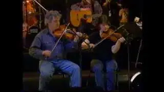 Irish fiddle : Tommy  &  Siobhan Peoples play 2 reels