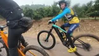 Rutita por la mañana con eBikes