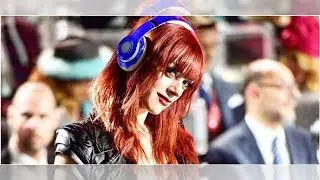 Veronica Lepri/ Video, la ballerina rossa diventa deejay? (Ciao Darwin 8)