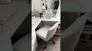 My new criss cross chair🫶🏽 she&rsquo;s pretty 🤩 #officechair #crisscrosschair #jennycruz