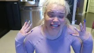 Trisha Paytas crying for 7 minutes straight