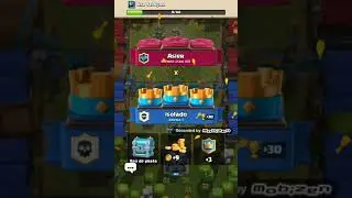 Jogando Clash Royale (ganhei de dois caras forte)