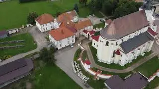 Siemiatycze Kościół Rzymskokatolicki Wniebowzięcia NMP, zalew, park miasto- z drona -  09 2021