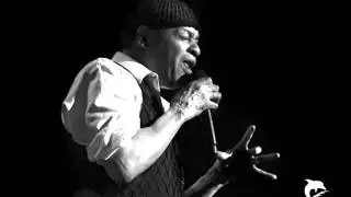 Makes Me Feel So Good - Paul Brown, Al Jarreau