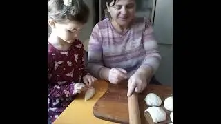 Разом готуємо обід🥣🥖Тепло сьогодні на дворі❄☀️☀️☀️