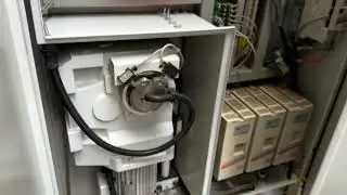 Motor. Schwenkbiegemaschine Fab. Schr&ouml;der  Typ. SPB 3200x2mm, Bj. 2001, Erdmann Werkzeugmaschinen
