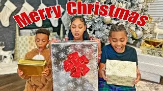 SIBLINGS Get Surprised ON CHRISTMAS DAY 🎄🎁 | Ahvi LeeXO CHRISTMAS MORNING SPECIAL