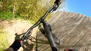 Not All BLACK DIAMOND Trails Are Created Equal! - Maple Hollow Downhill