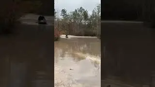 Going threw the twin ponds at red creek off road