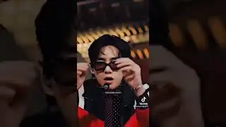 look into v bts eyes 👀💞❤️😍💕