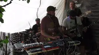 ELECTRIC ThREE- Lie (live at garden party)