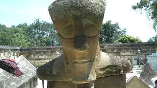 INDONESIA King's Tomb, Tomok, Lake Toba (18 Sep 2012)