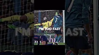 Keep up I'm too fast🥶🗿#shorts #football #viral #capcut #ronaldo